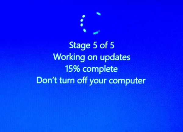 Windows update: stage 5 of 5, 15% progress